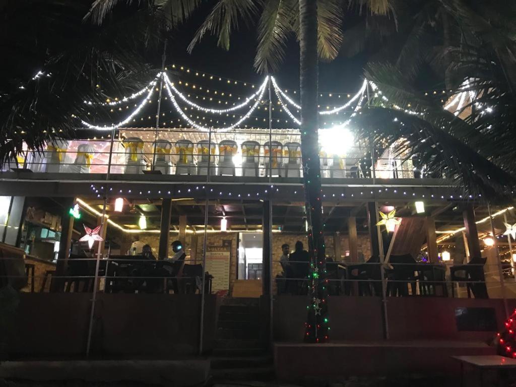 Saritas Guest House - Bogmalo Beach ภายนอก รูปภาพ