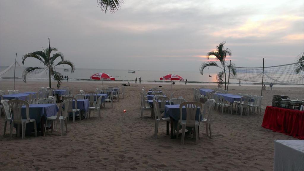 Saritas Guest House - Bogmalo Beach ภายนอก รูปภาพ